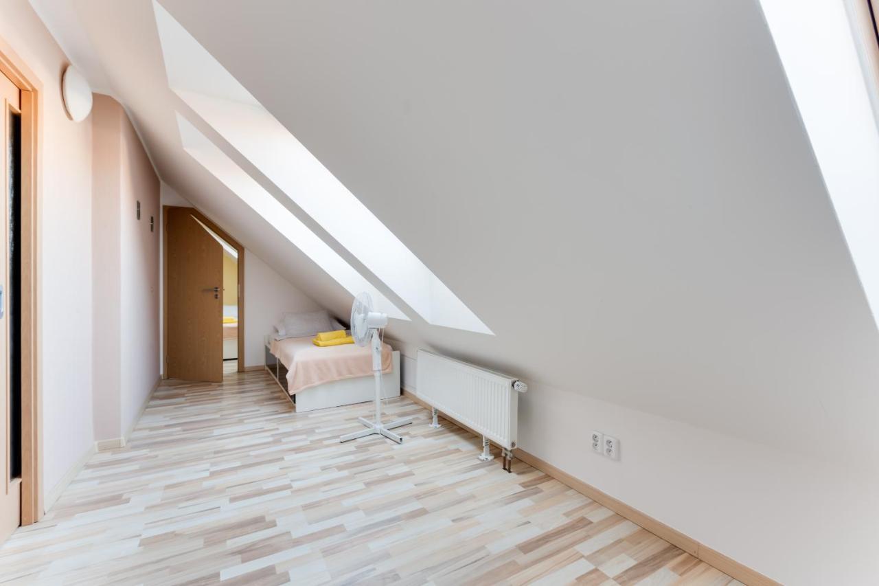 Jane'S Attic Apartment Praha Exteriér fotografie