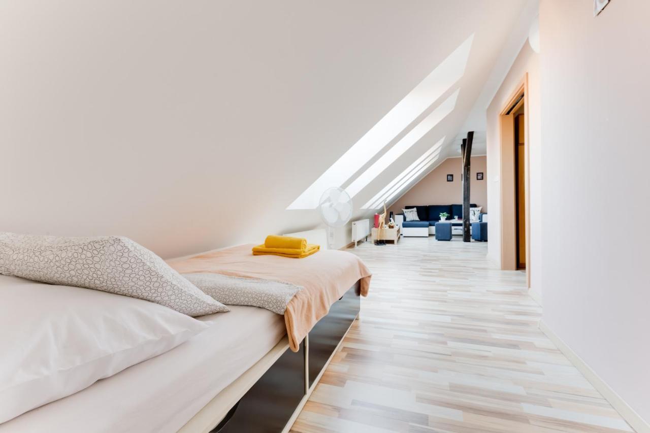 Jane'S Attic Apartment Praha Exteriér fotografie